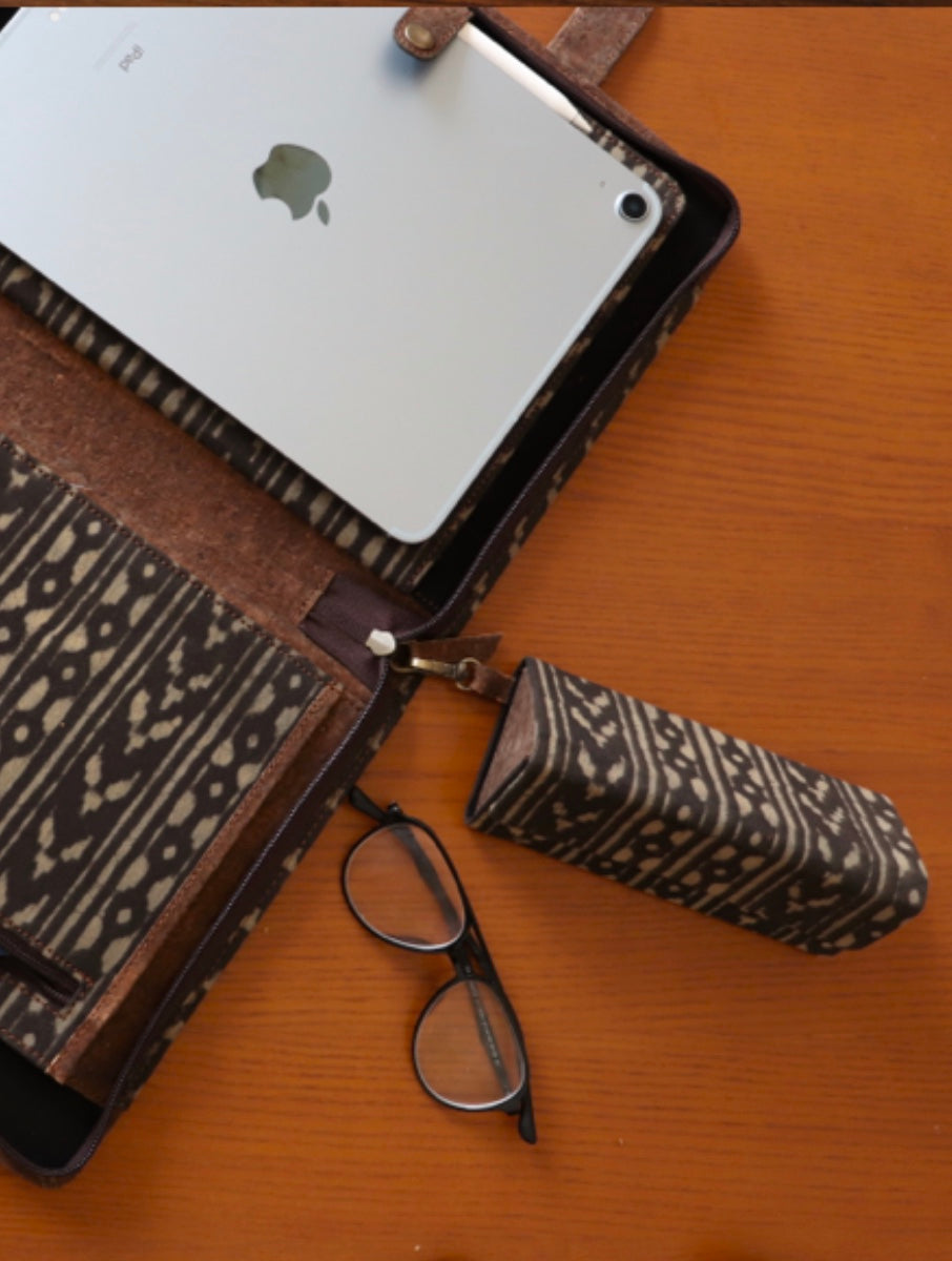 Brown Arrow Dabu Printed and Vegan Leather Foldable Specs Case