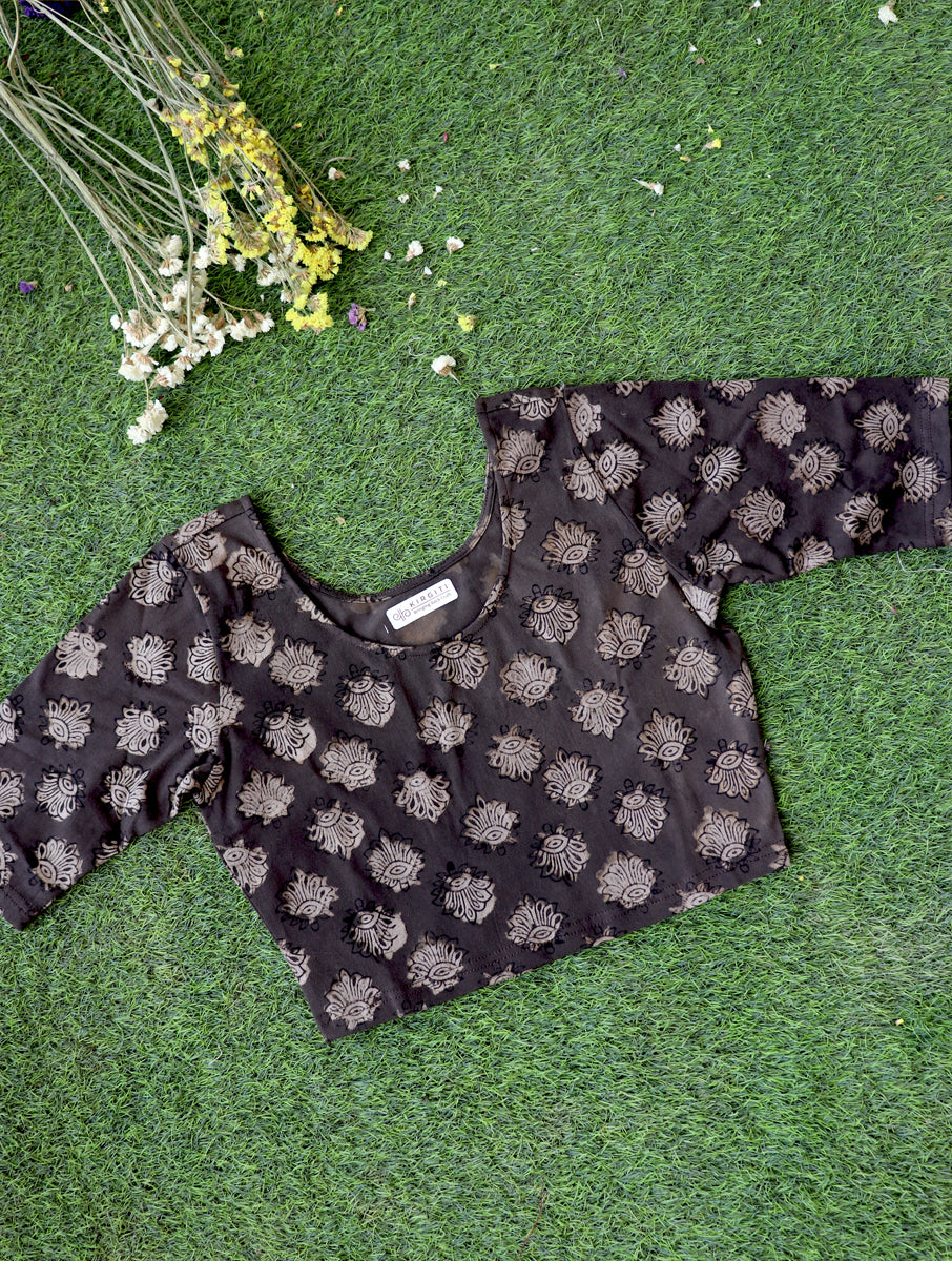 Brownish Boota Dabu Printed Stretchable Blouse/Crop Top