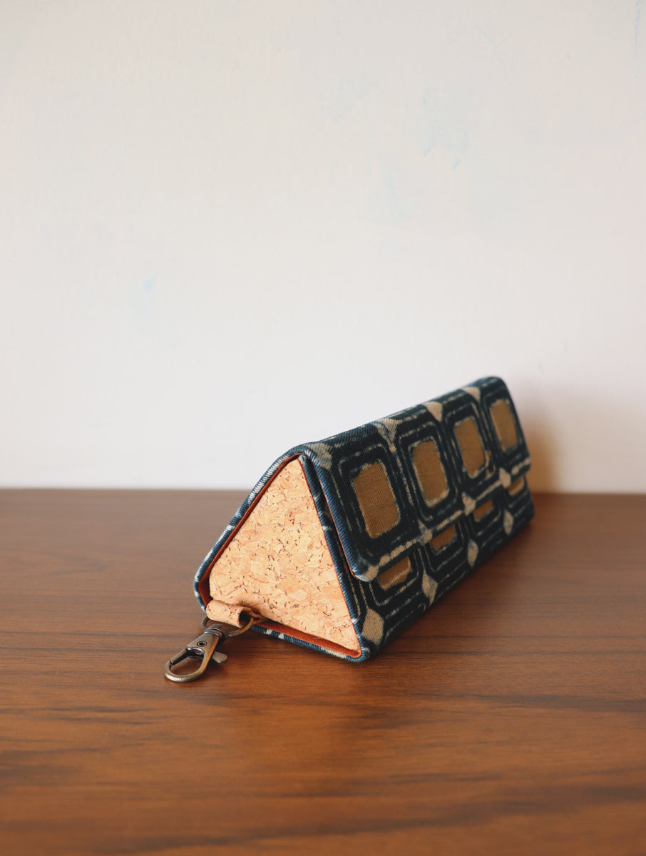 Multi Box Dabu Printed and Vegan Leather Foldable Specs Case