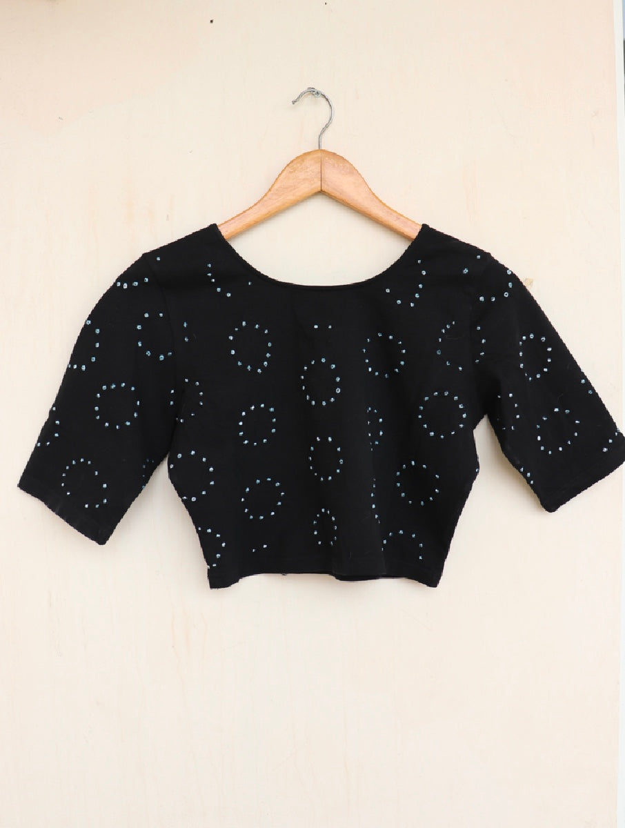 Black Chakri Bandhej Half Sleeve Stretchable Blouse/Crop Top