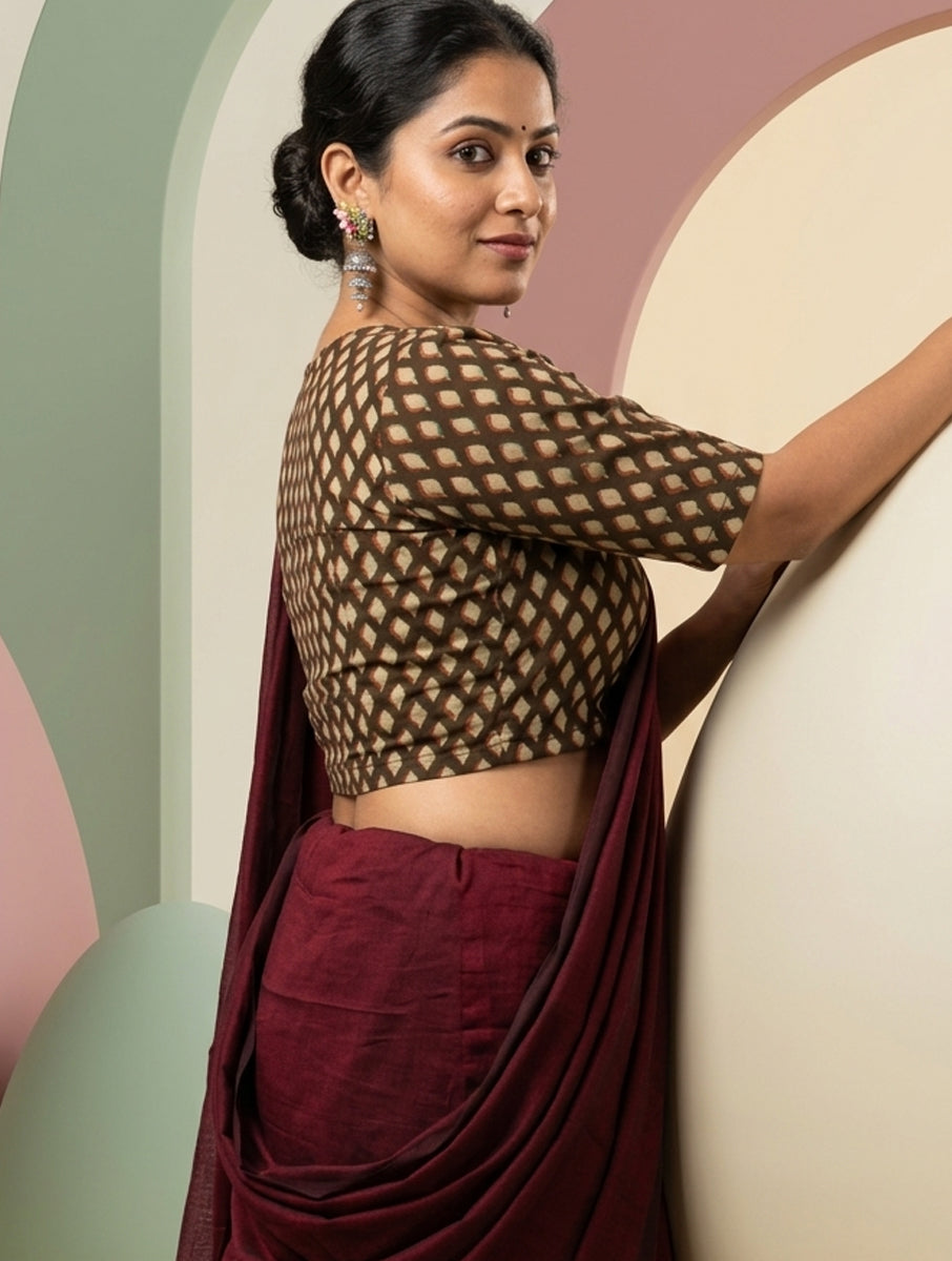 Maroon Boota Dabu Printed Stretchable Blouse/Crop Top
