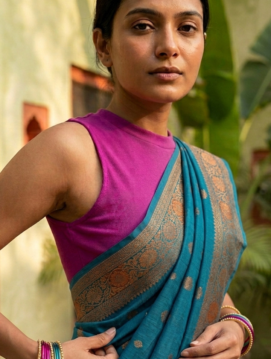 Purple Solid Stretchable Blouse/Crop Top